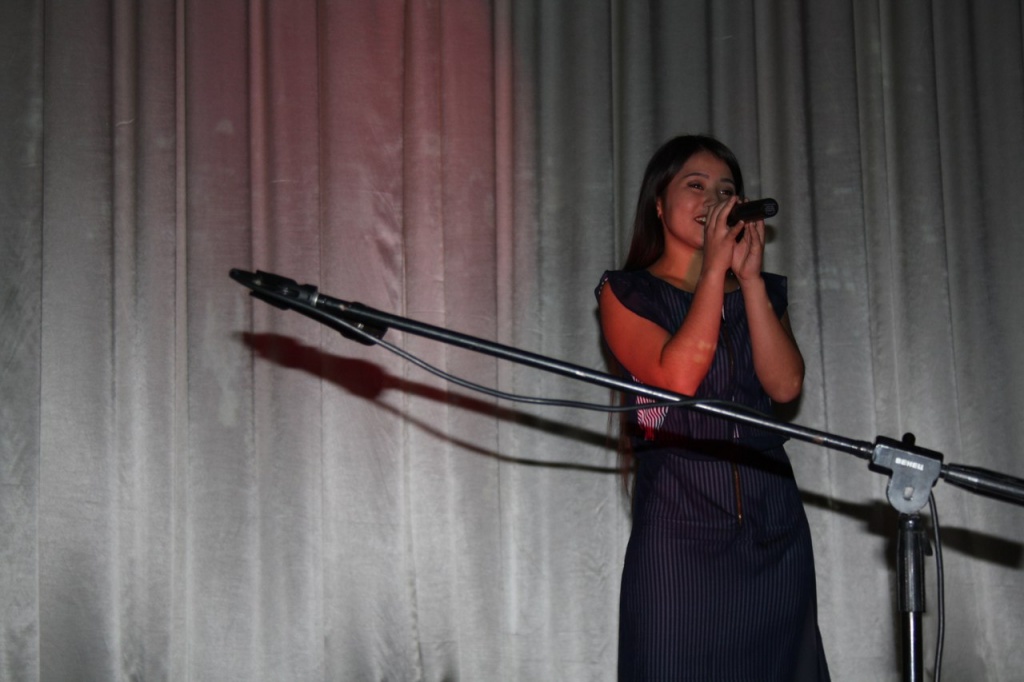IUhZQRxT4t8.jpg